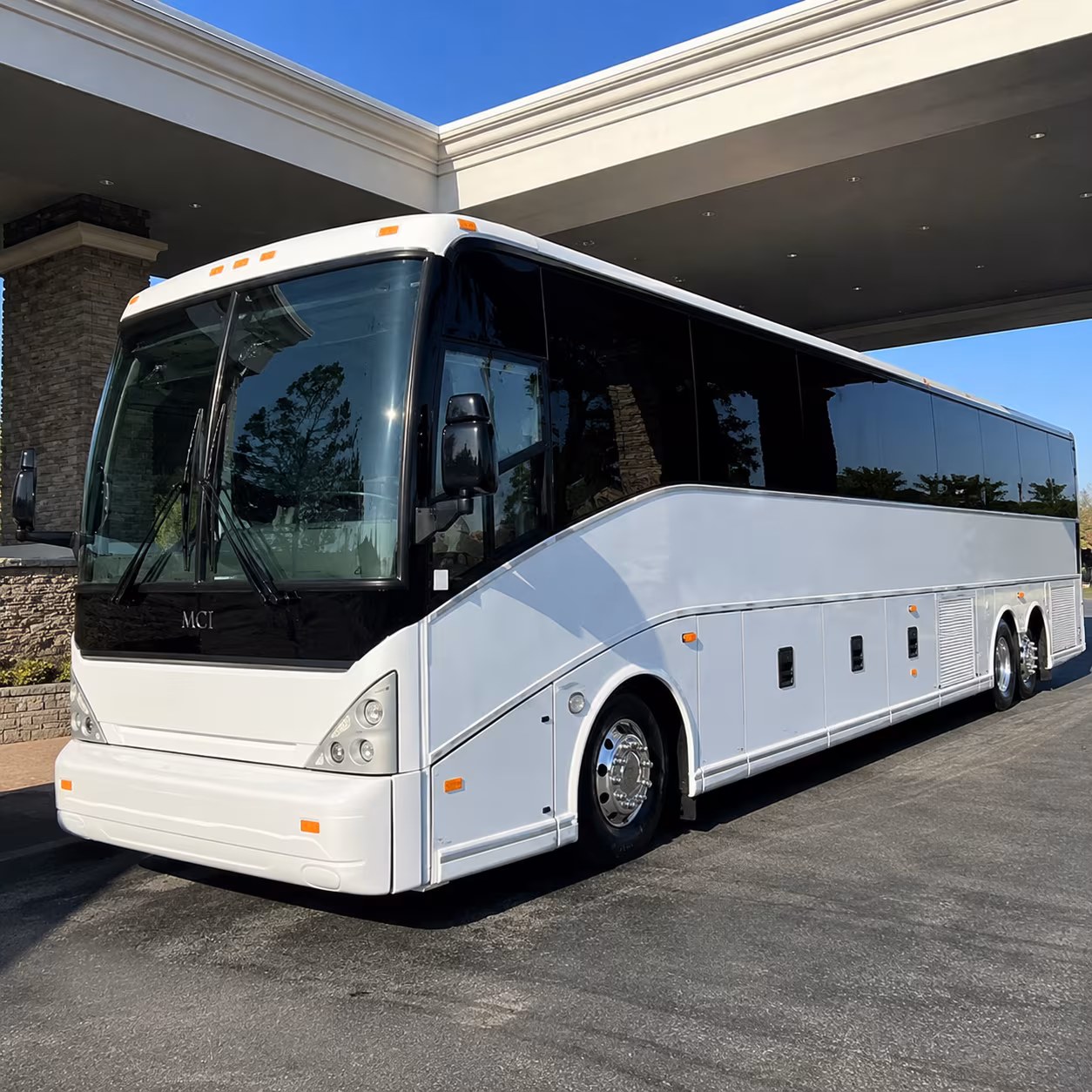 bus rental options for everett trips
