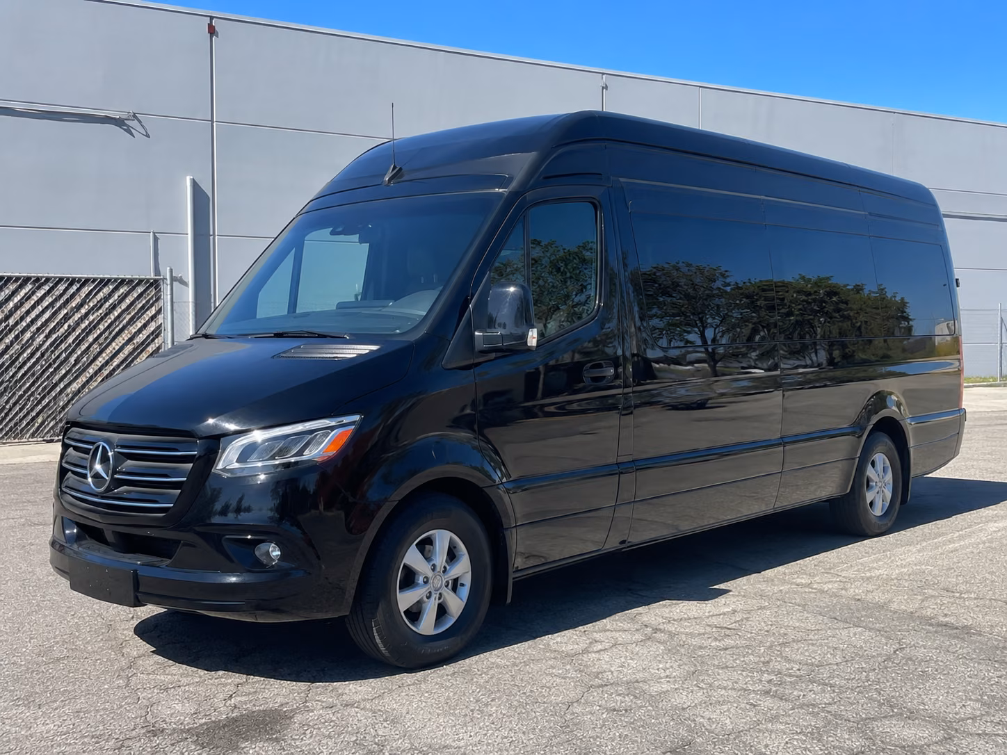 everett airport transportation onboard seating