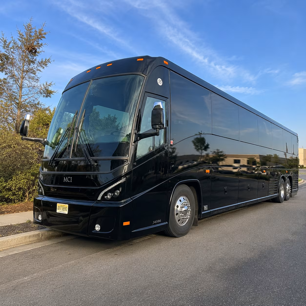 vancouver everett charter buses