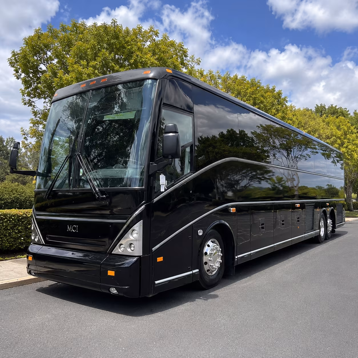 whatever your concert night looks like in everett there is a bus for it