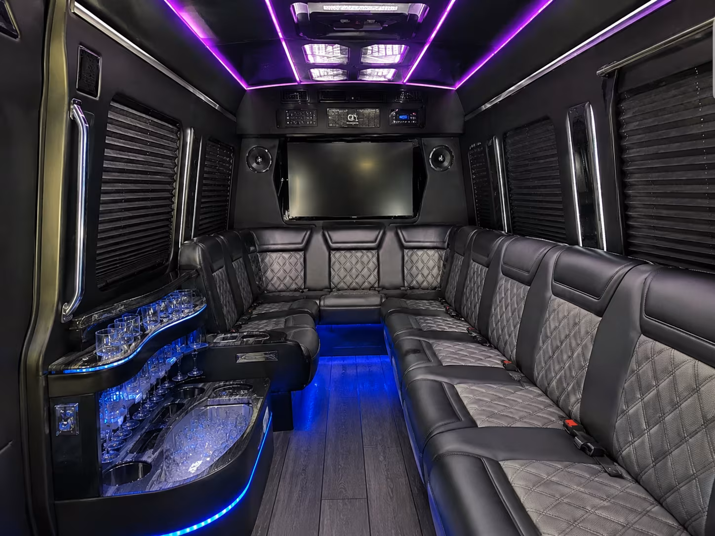 with everettcharterbuscompany com renting a bus for naval station everett and military group transfers is simple